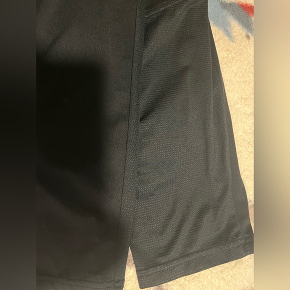 ❌SOLD❌Women’s Large Under Armour Sweatpants - Picture 2 of 4
